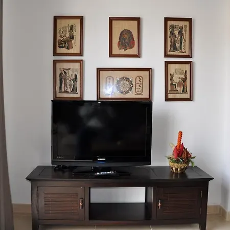 Apartment Paradise - Chimenea Apts *