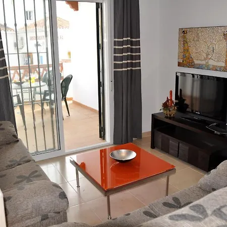 Apartment Paradise - Chimenea Apts *